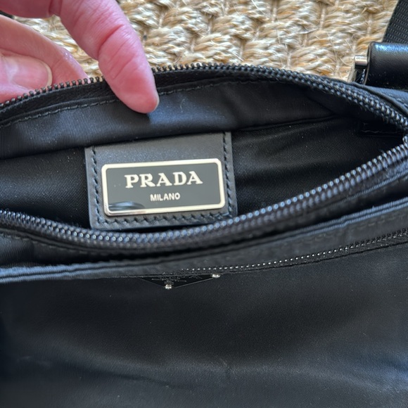 Prada Nylon small crossbody bag. - Picture 4 of 9